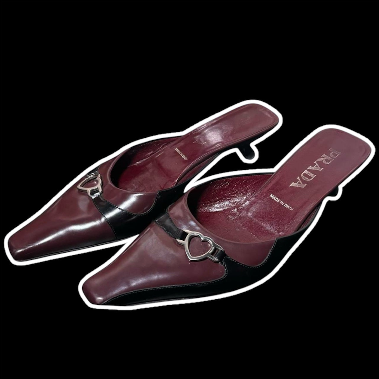 Vintage Y2k leather kitten heels by Prada