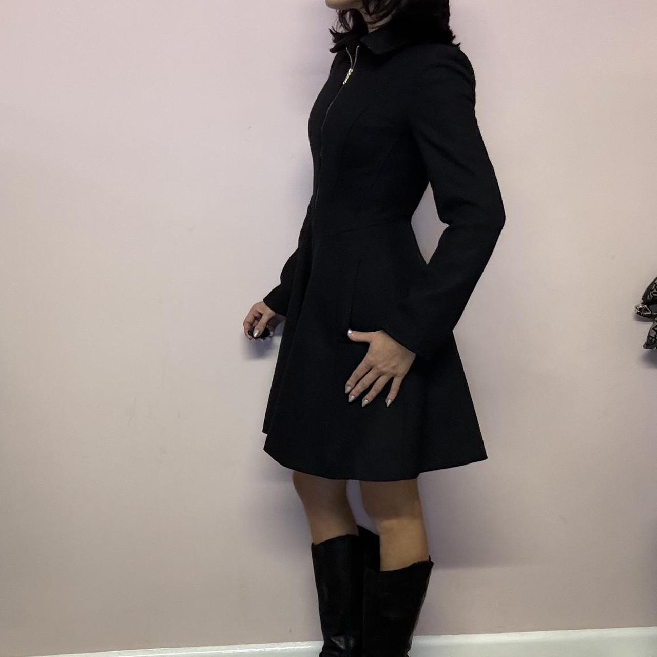 Late 90s- Early Y2k fitted trench coat
