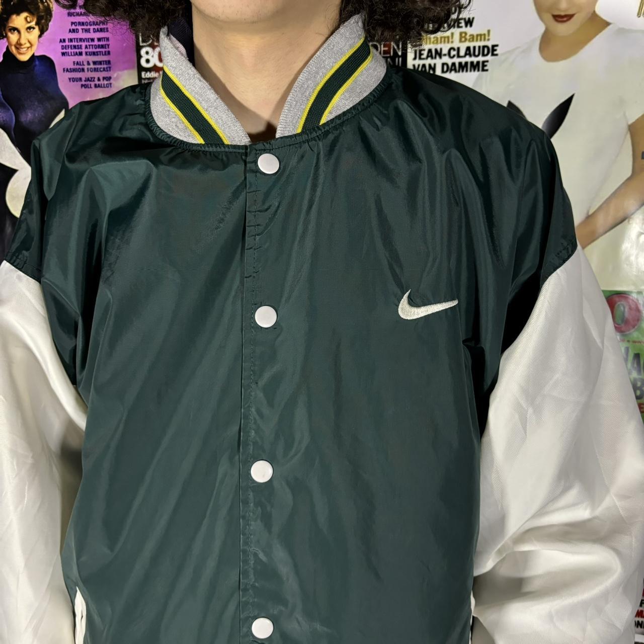 Vintage Y2K Nike Windbreaker Jacket