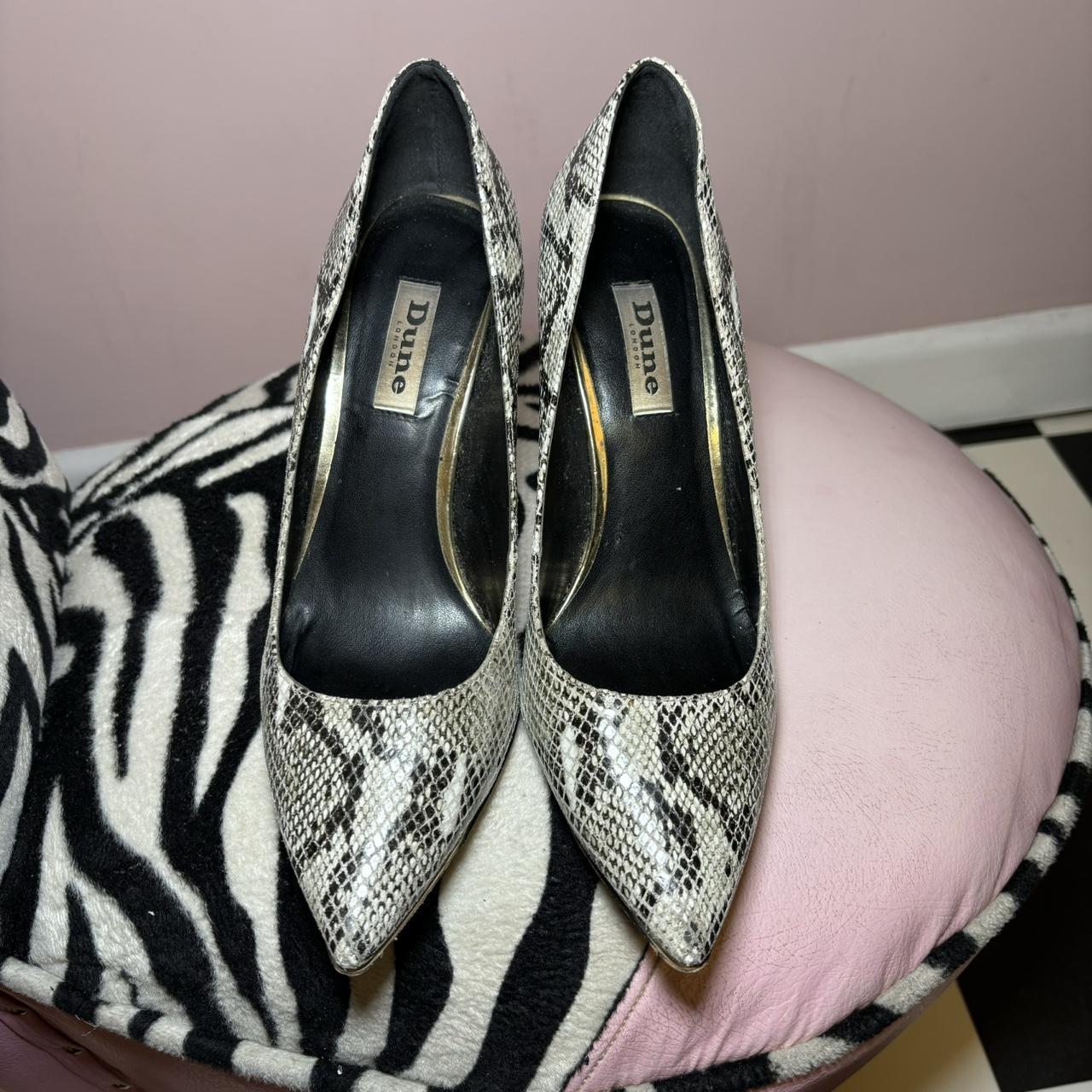 Vintage Y2k snakeskin heels by Dune