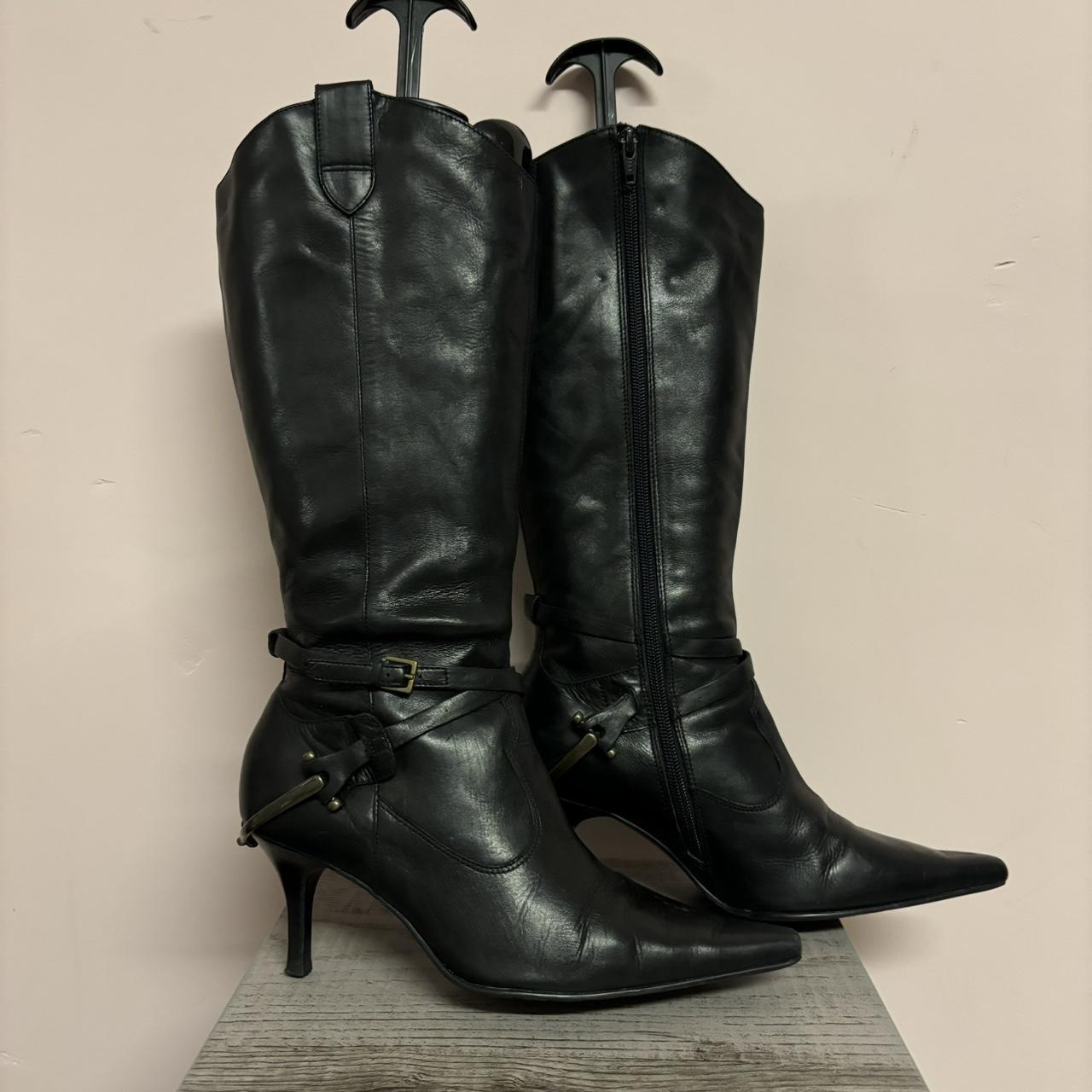 Vintage y2k leather boots by Flexsole Evan’s