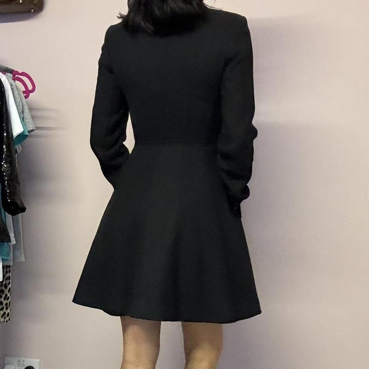 Late 90s- Early Y2k fitted trench coat