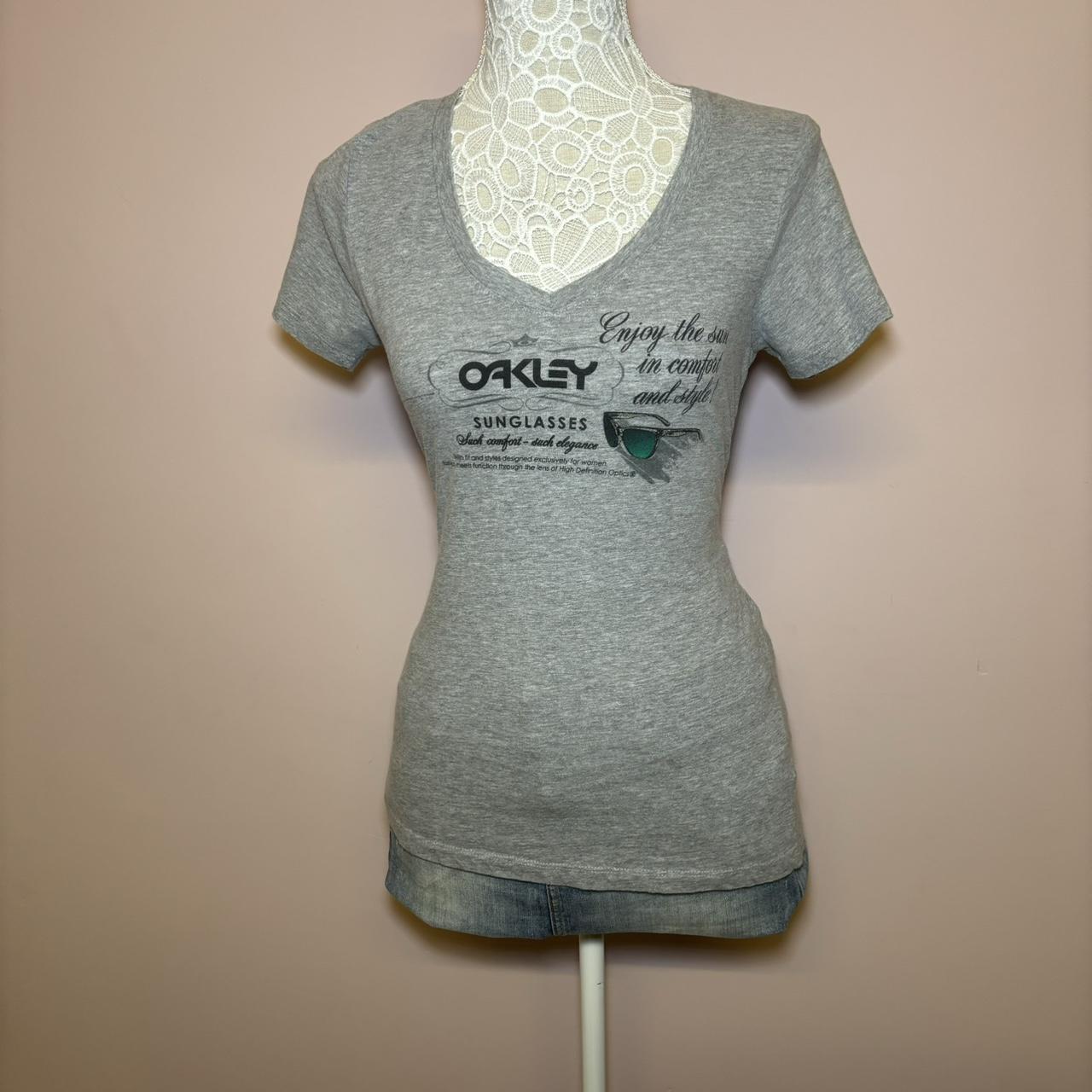 Vintage Y2k Oakley Tshirt