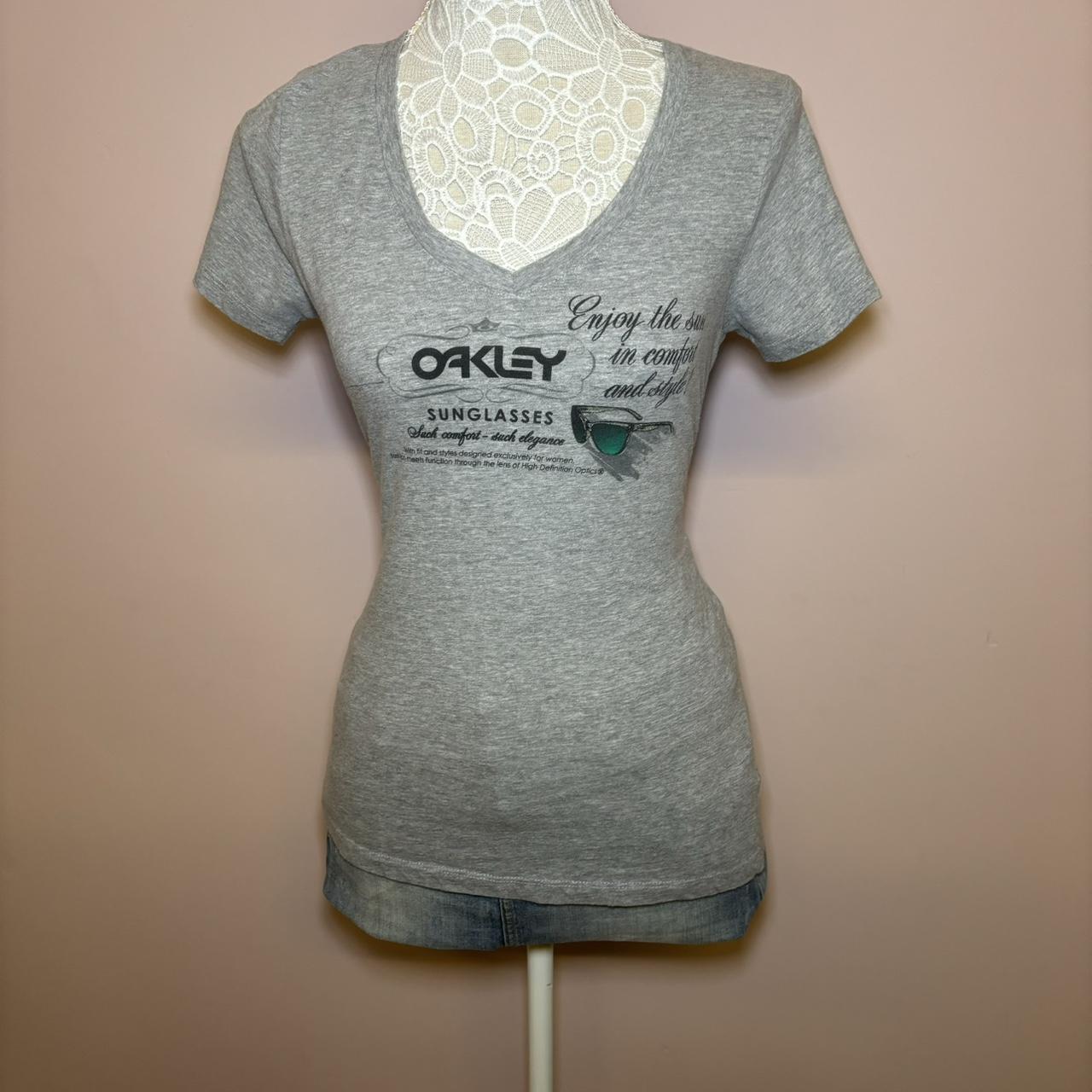 Vintage Y2k Oakley Tshirt