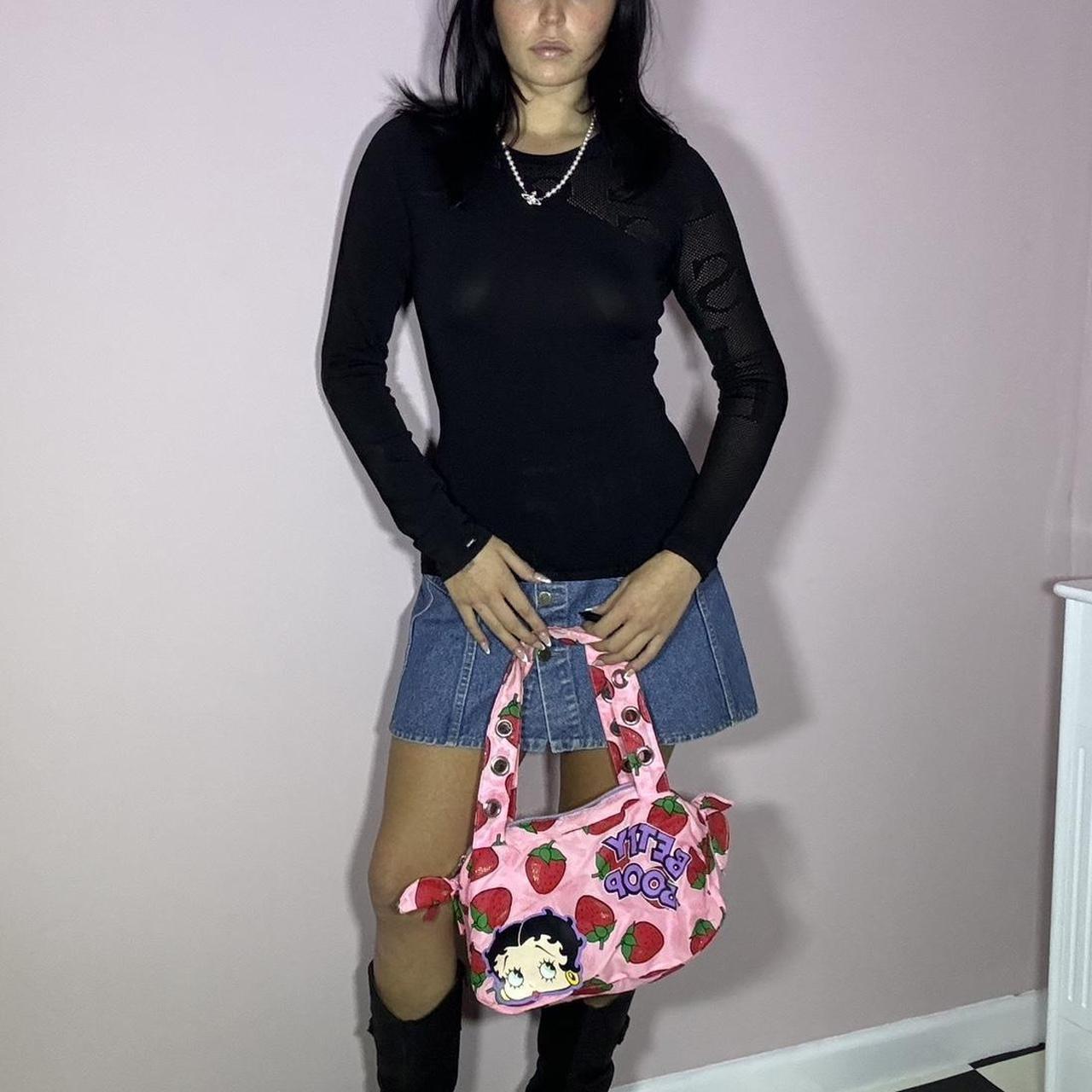 Vintage Y2k Guess long sleeve top